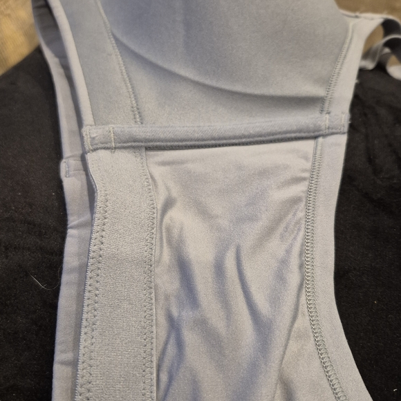 Knix Light Blue Sports Bra One& Onky Scoop Bra Size L - Picture 6 of 16